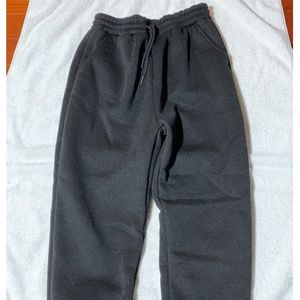 Black sweatpants, size medium, Shein
